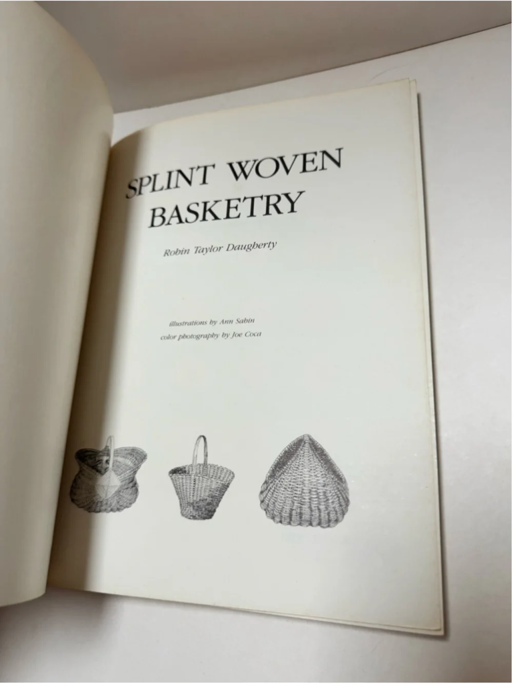 Interweave Press Splint Woven Basketry Paperback Book 1986